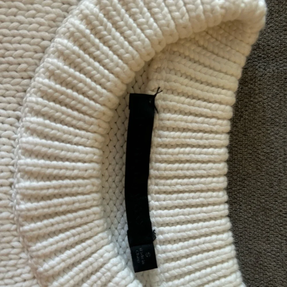 Jenni Kayne Cream Knit Crewneck Sweater
